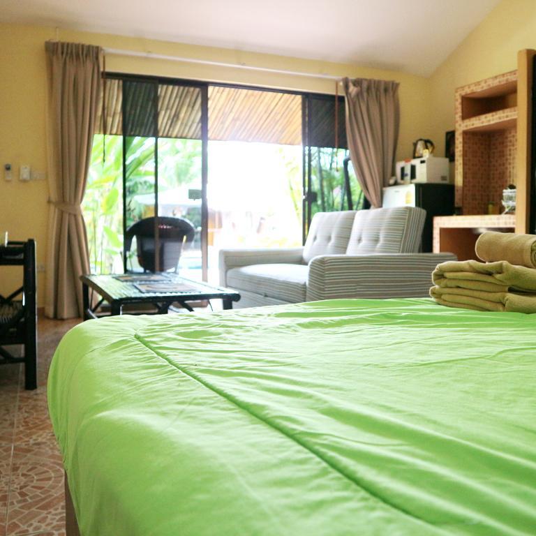 ホテル カマラ トロピカル ガーデン カマラビーチ エクステリア 写真